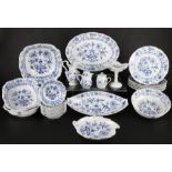 Meissen Speiseservice Zwiebelmuster, dinner service,