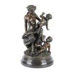 Clodion (1738-1814) Bronze Fauna mit zwei Putten, bronze sculpture fauna with two putti,