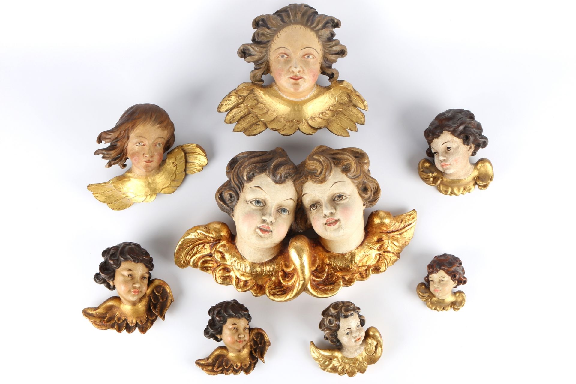 Konvolut von 8 Holz Cherub - Engel im Barockstil, lot of 8 wooden cherubs - angels,