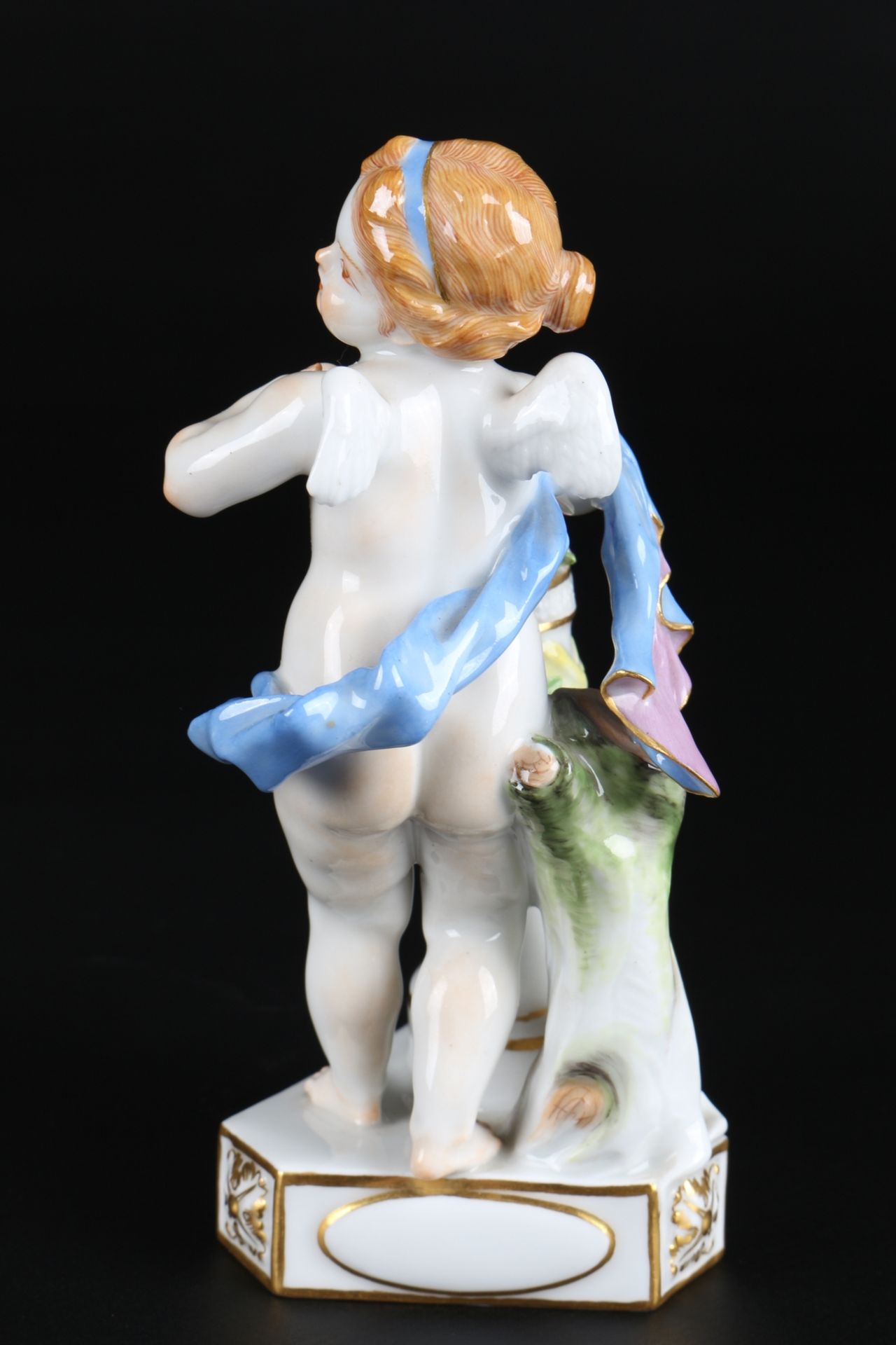 Meissen Devisenkind "Un me suffit", cupid with rosy pillar, - Image 3 of 5