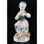 Meissen Gärtnerkind mit Vogel, gardeners child with bird,