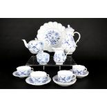 Meissen Zwiebelmuster Kaffee- und Teeset für 2 Personen, coffee tea porcelain,