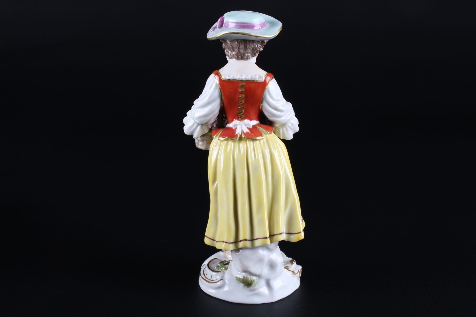 Meissen Gärtnerkind mit Blumenkorb, gardeners child with flowerbasket, - Image 3 of 7