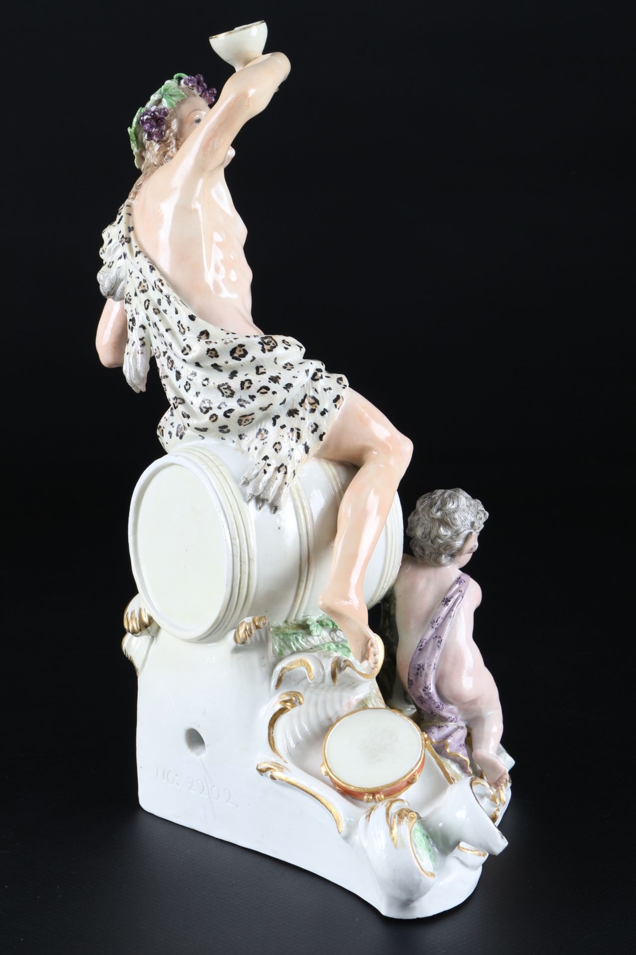 Meissen um 1800, Figurengruppe Bacchus auf Weinfass #2202, figure group bacchante on winebarrel, - Image 4 of 5