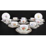 Meissen 11 Teegedecke Blumenmalerei, tea cups,