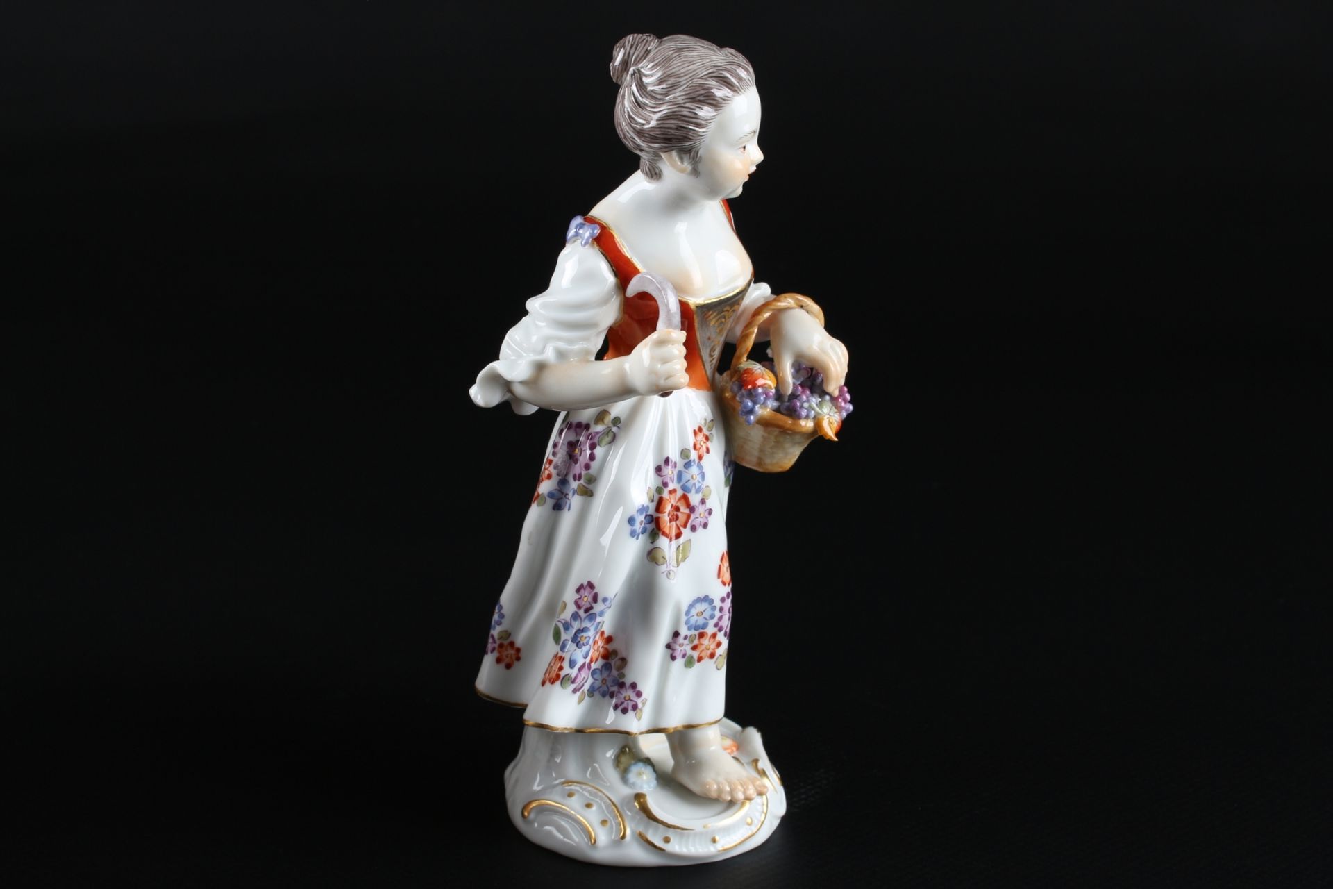 Meissen Gärtnerkind mit Weintrauben, gardeners child with winegrapes basket, - Image 5 of 6