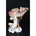 Porzellan Muschelschale mit tragendem Faun, shell with a faun,