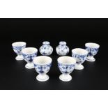 Royal Copenhagen Musselmalet 6 Eierbecher mit Salz- & Pfefferstreuer, egg cup salt pepper shaker,