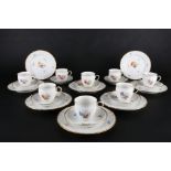 KPM Berlin Rocaille 8 Kaffeegedecke Blumenmalerei, coffee cups,