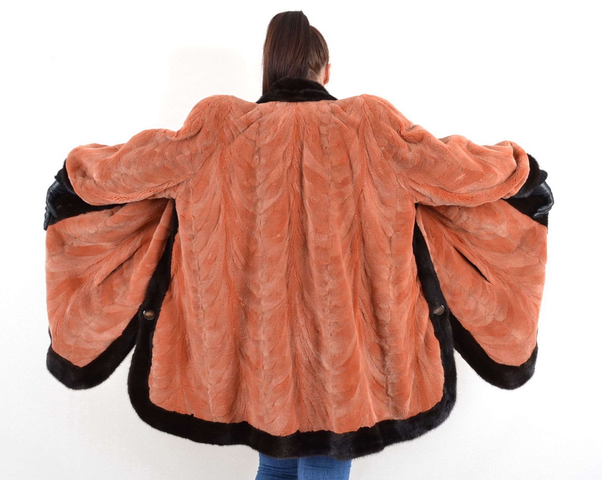 Nerzjacke Lachs farbig mit dunkel braunen Nerz Gr.46/48, mink jacket salmon colored with dark brown - Image 2 of 10