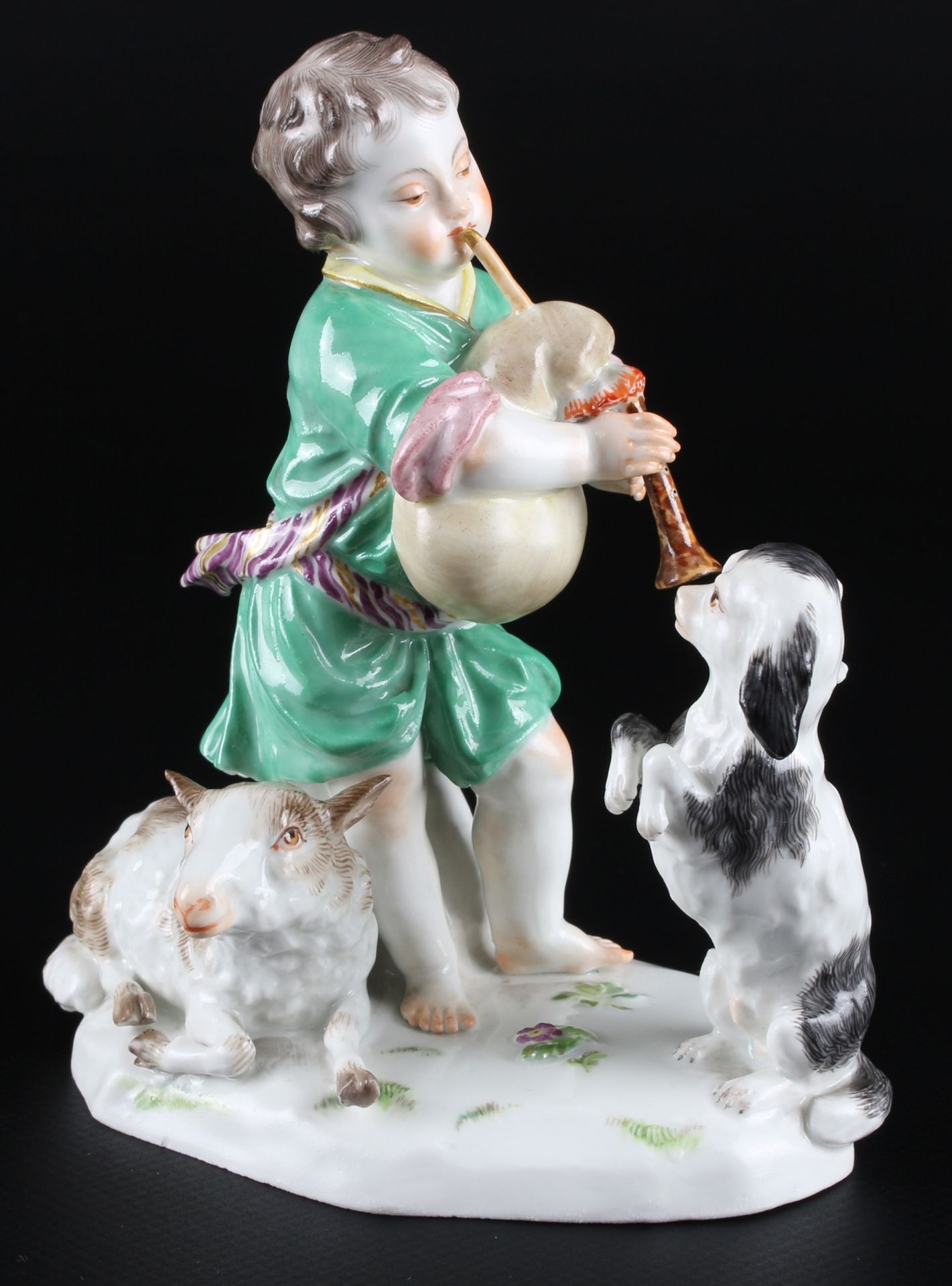 Meissen Junge mit Dudelsack, boy with bagpipe,