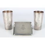 800 Silber Etui & Paar Becher von Klitzing mit Fried. Wilh. I. Wappen silver cigarette box & goblets