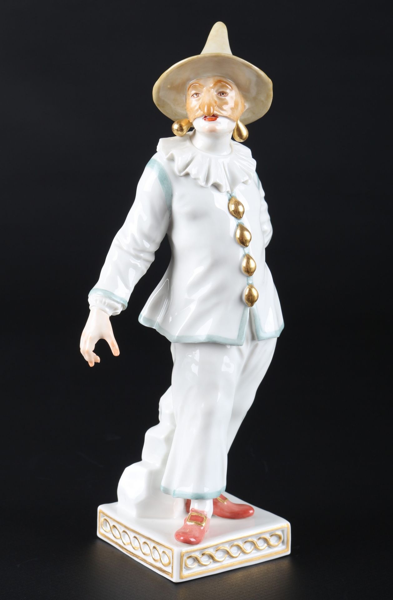 Meissen Pagliaccio aus der Commedia dell'Arte, porcelain figure,