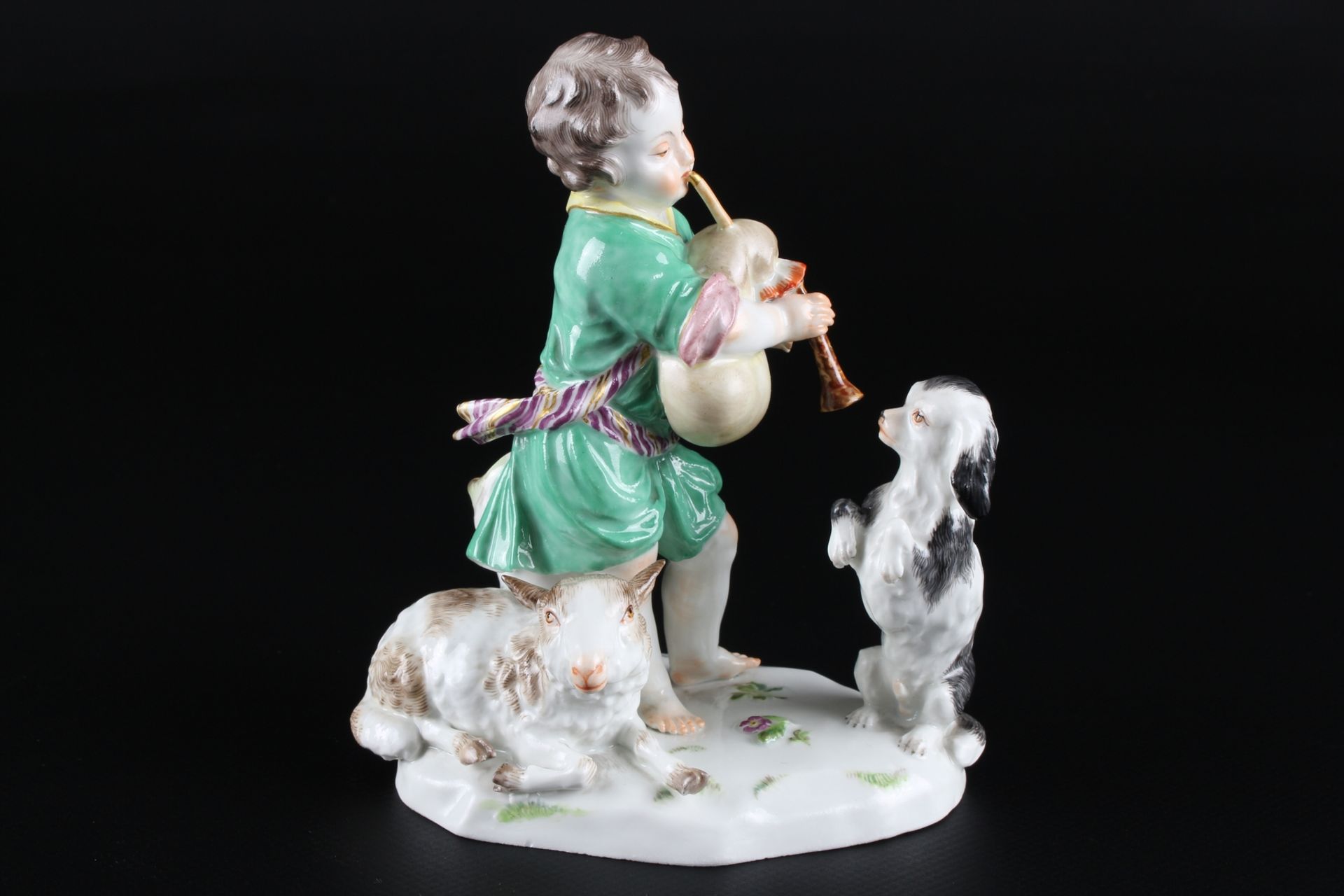 Meissen Junge mit Dudelsack, boy with bagpipe, - Image 2 of 8