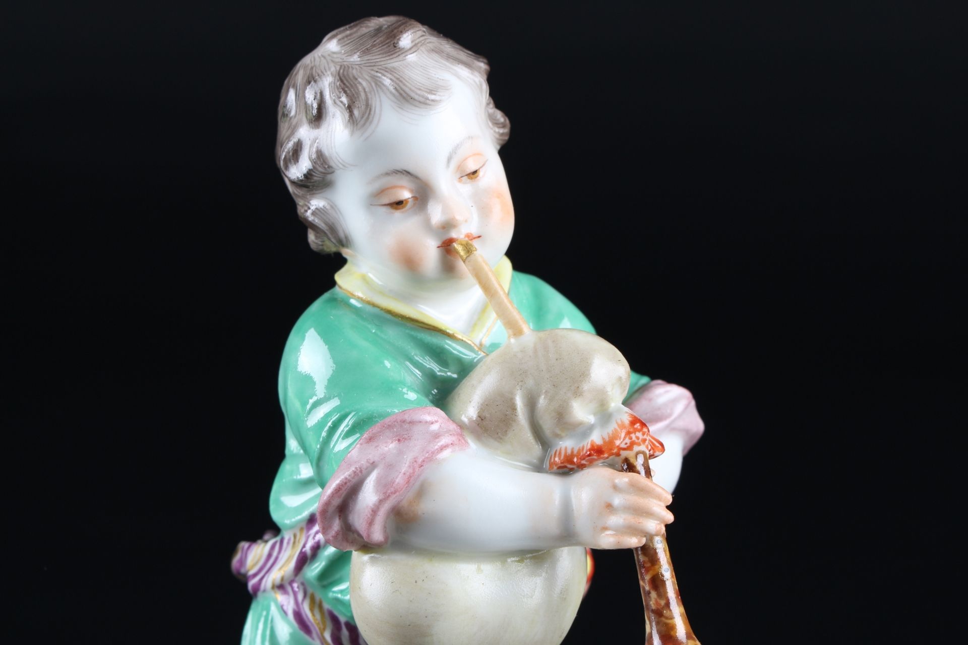 Meissen Junge mit Dudelsack, boy with bagpipe, - Image 6 of 8