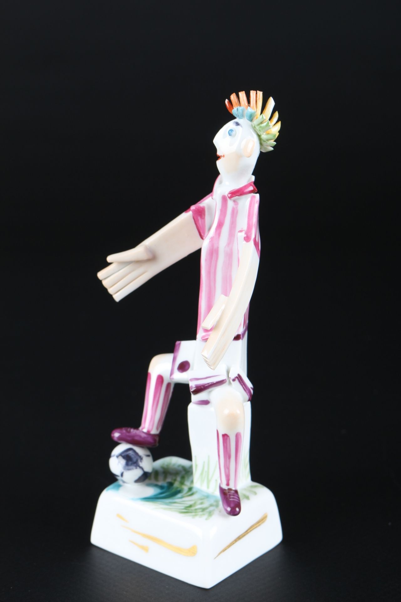 Meissen Fußballer Verteidiger Peter Strang, porcelain figure, - Image 2 of 5