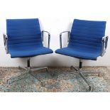 2 Bürostühle Eames EA 108 Herman Miller, two chairs,