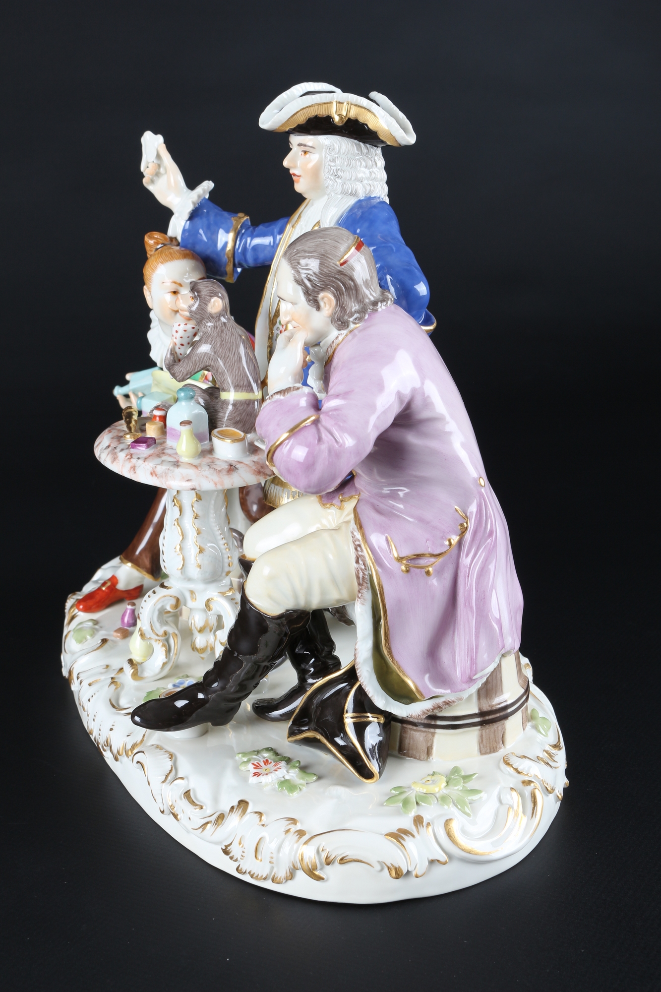 Meissen Quacksalber mit Krankem und Harlekin, dentist figure group, - Image 4 of 5