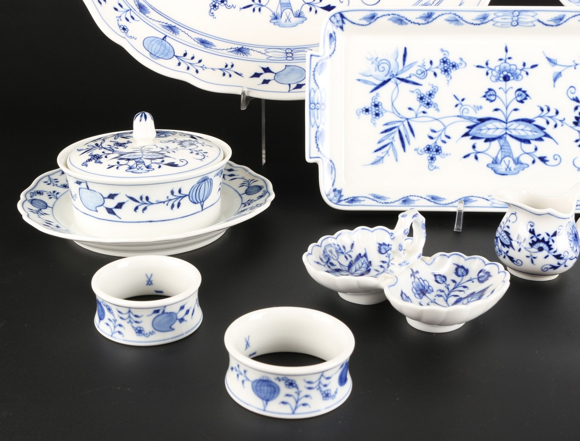 Meissen Zwiebelmuster Restservice, dinner porcelain, - Image 5 of 6