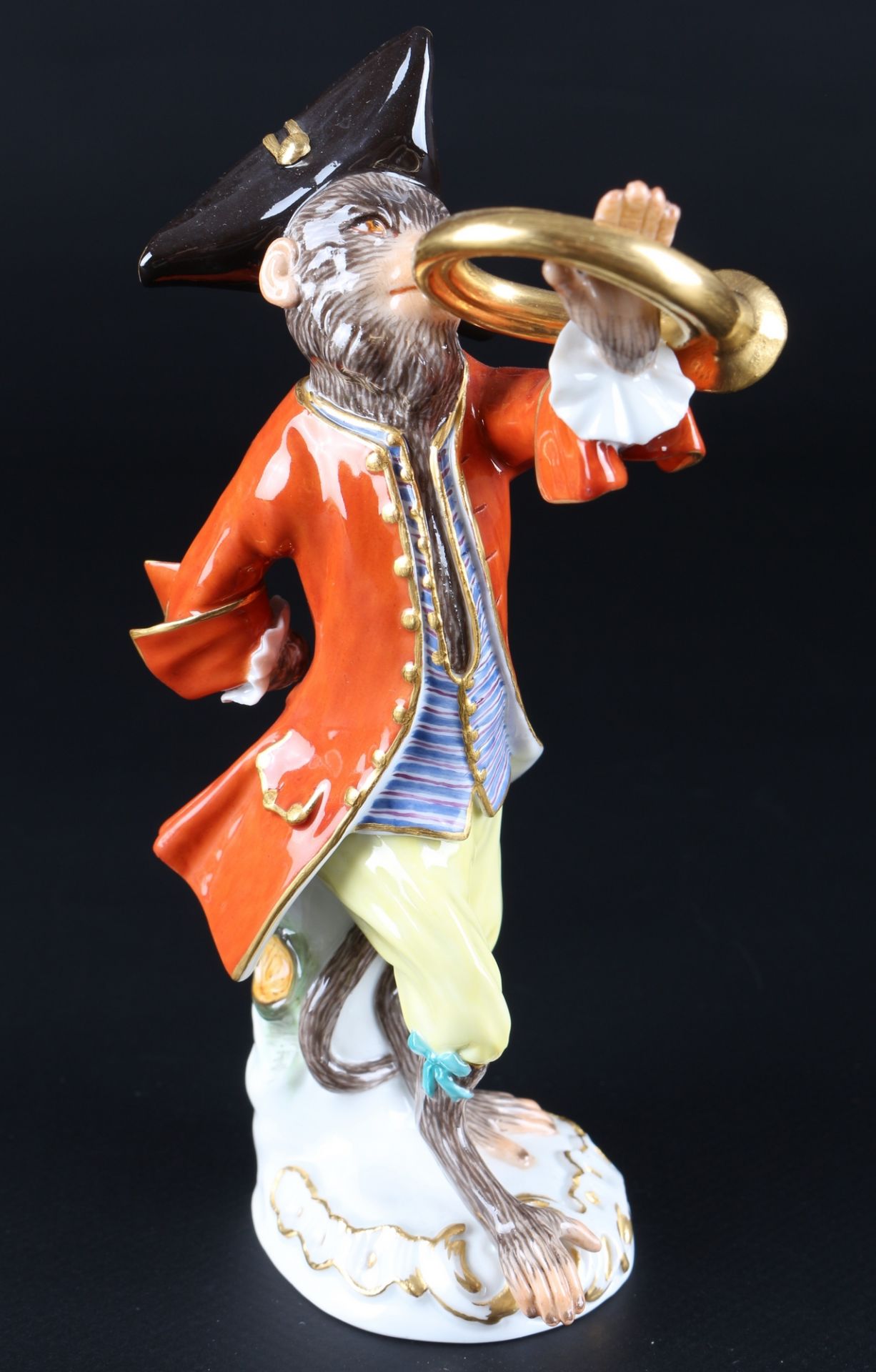 Meissen Affenkapelle Waldhornbläser, french horn player monkey chapel,