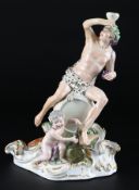 Meissen um 1800, Figurengruppe Bacchus auf Weinfass #2202, figure group bacchante on winebarrel,