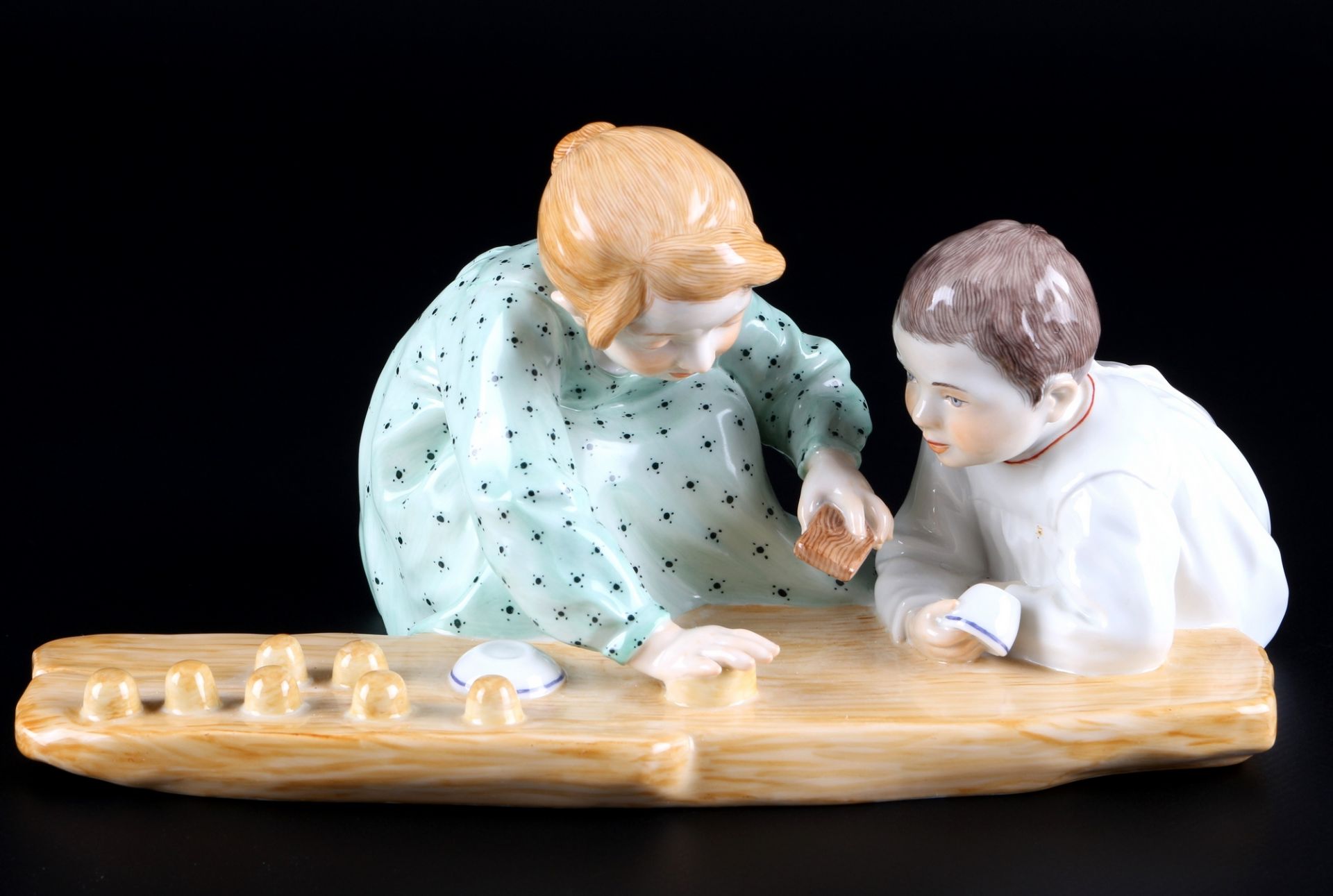 Meissen Hentschelkind Zwei Kinder mit Sandformen 1.Wahl, children with sand molds,