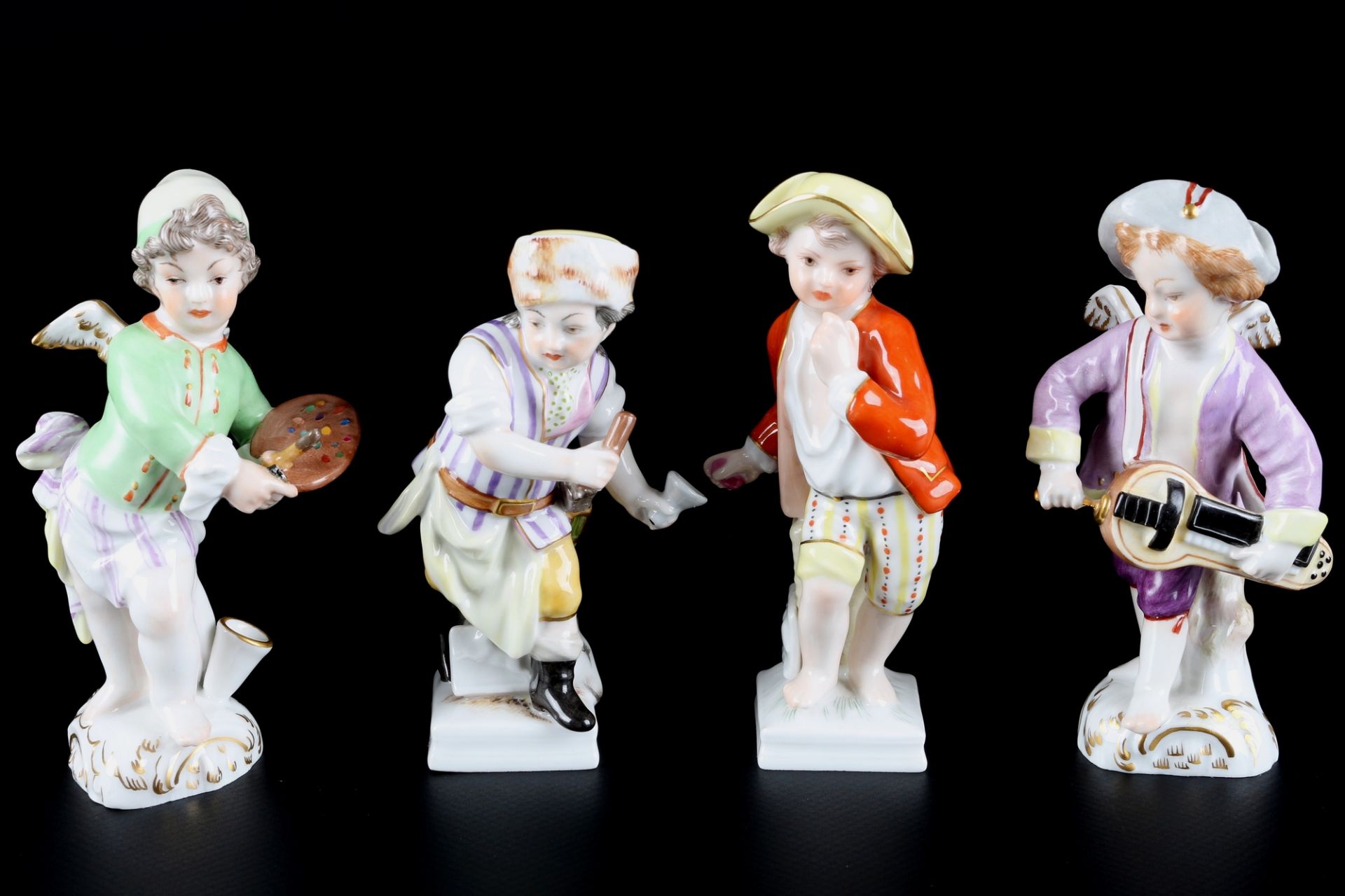 KPM Berlin 4 Figuren - Putten und Monatsfiguren, porcelain figures,