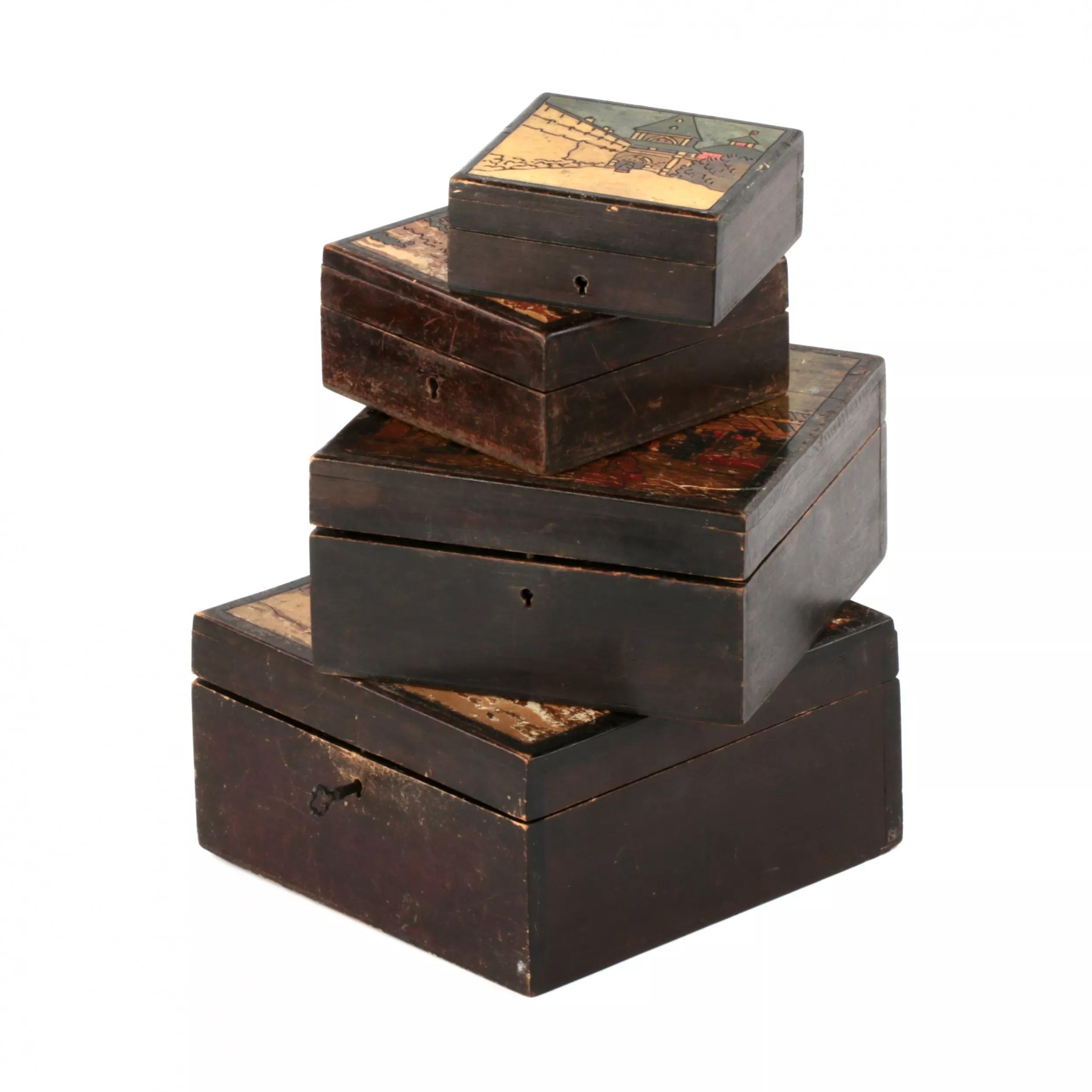 A set of four painted wooden boxes. - Image 6 of 8