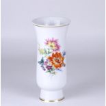 Meissen vase with floral decoration.