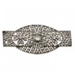 White gold brooch with diamonds in Art Deco style.