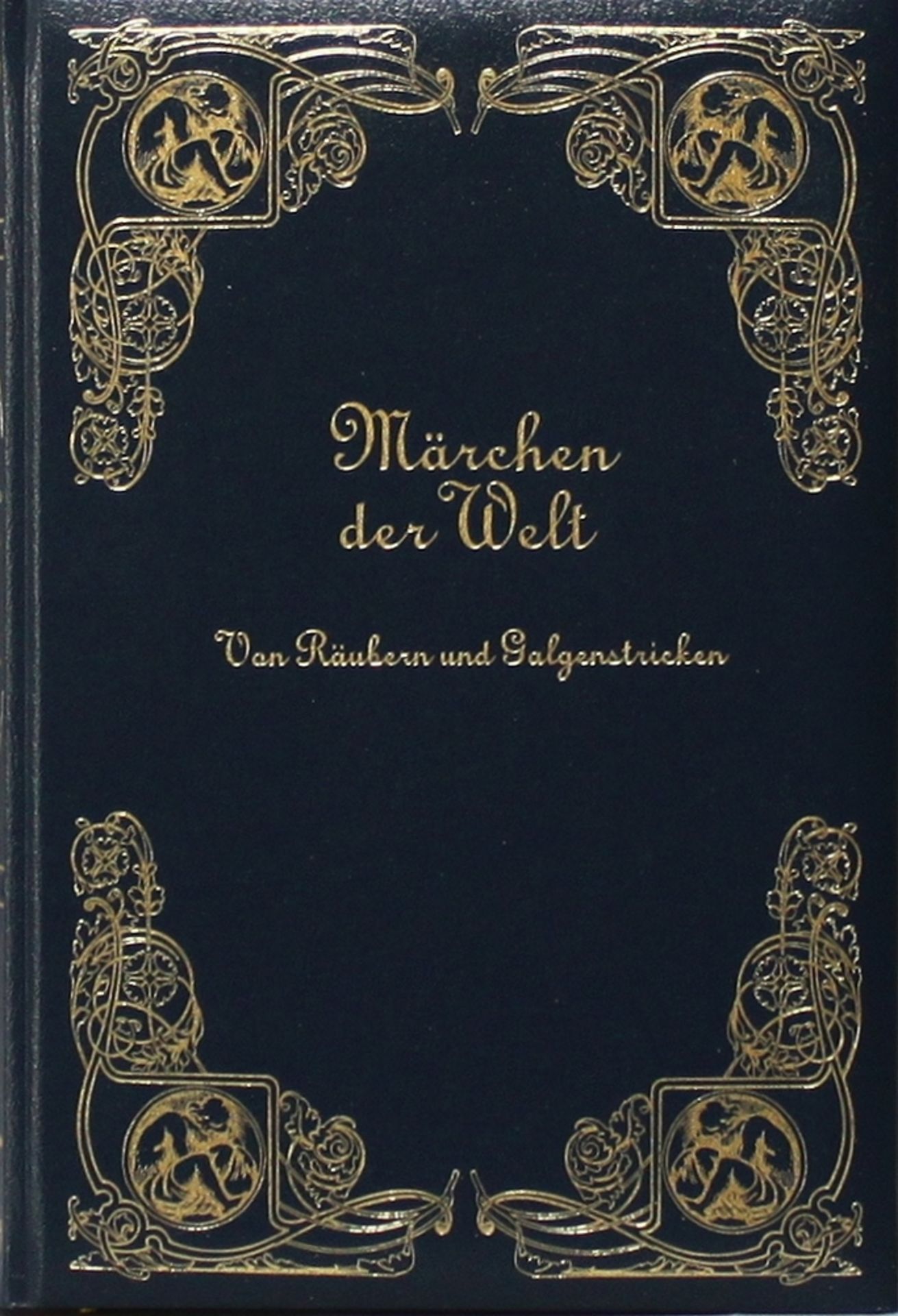 Gaugler, Almut (Hrsg). "Märchen der Welt" und "Welt der Sagen und Legenden". Wissen Media Verlag,