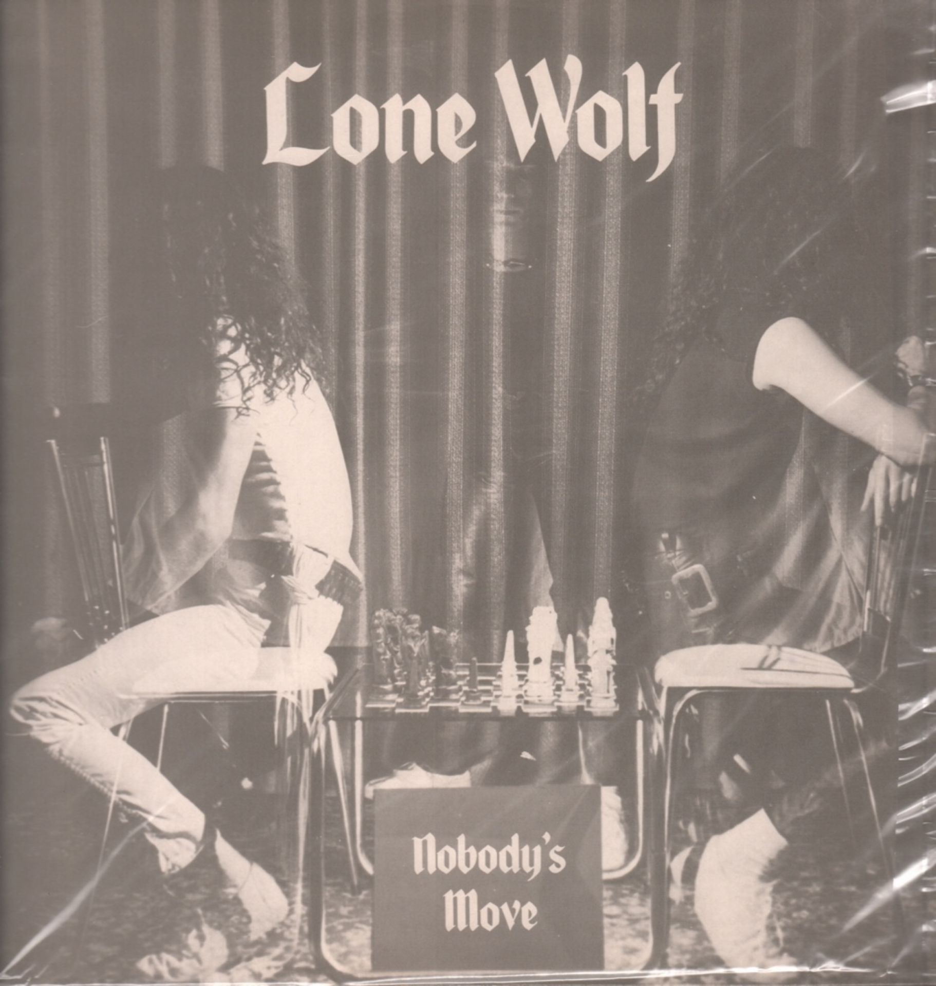 Schallplatte. Lone Wolf. Nobody’s Move. Langspielplatte. Neat 44(12”). Newcastle, Neat Records,