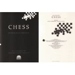 Chess. Konvolut von 4 Büchern zum Musical “Chess”. 4°. Orig. Pappband und orig. geheftet. (59) * Die