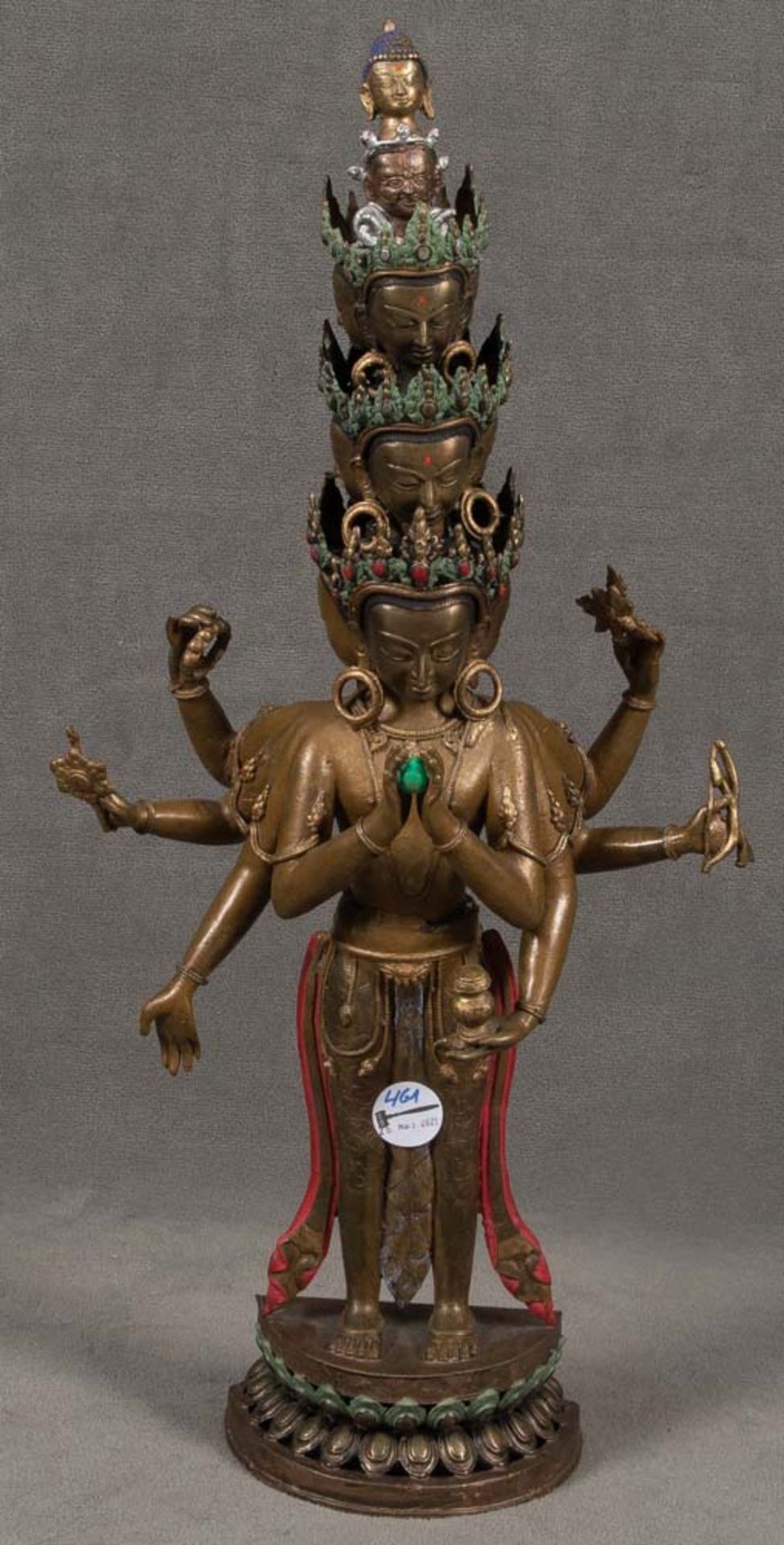 Große Figur des elfköpfigen Avalokiteshvara. Asien. Bronze, bemalt, H=63 cm. **