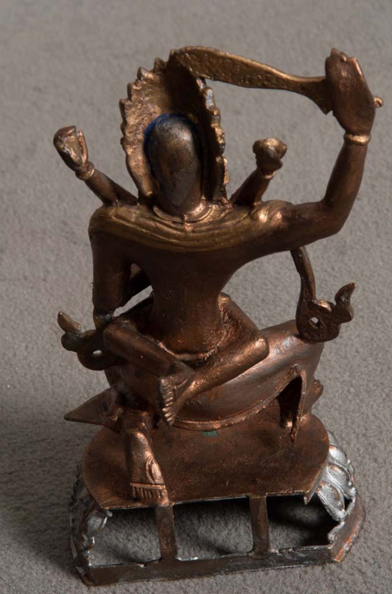 Vajrasattva yab-yum. Asien. Bronze, vergoldet, H=18,5 cm. - Bild 2 aus 3