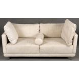 „Vanity 2,5“-Sitzer-Sofa. Collektion Machalke, mit Colonial White Lederpolster, L=166 cm. Mit