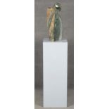 Bernd-Sybille Anrat (Bildhauer des 20. Jhs.). Abstrahierte Skulptur mit Gesicht. Speckstein, verso