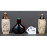 Paar Snuffbottles und eine weitere. Japan. Elfenbein, graviert, bzw. Holz, am Boden sign. H=6,9