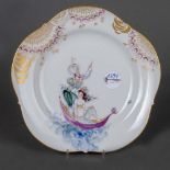 Runde Platte. Meissen 20. Jh. Bunt bemalt mit einem Motiv aus „1001 Nacht“, Goldrand. Porzellan,