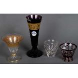 Vier Vasen, u.a. Moser Karlsbad 20. Jh. Farbloses Glas, teilw. überfangen bzw. gold bemalt, H=8,5
