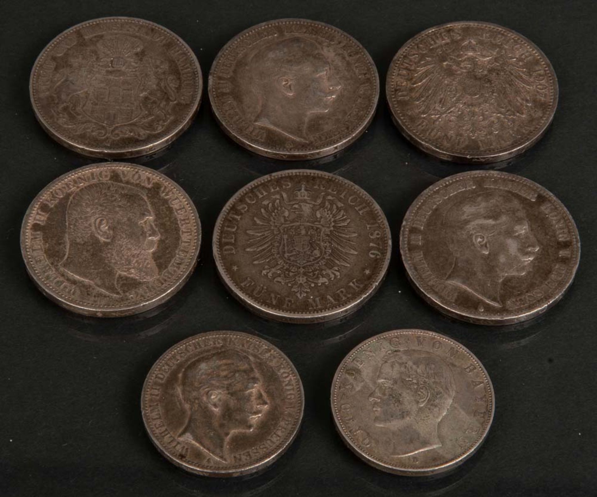 6 Münzen, u.a. Fünf Deutsche Reichsmark 1876, 1903, 1907, 1913. Silber, ca. 200 g.