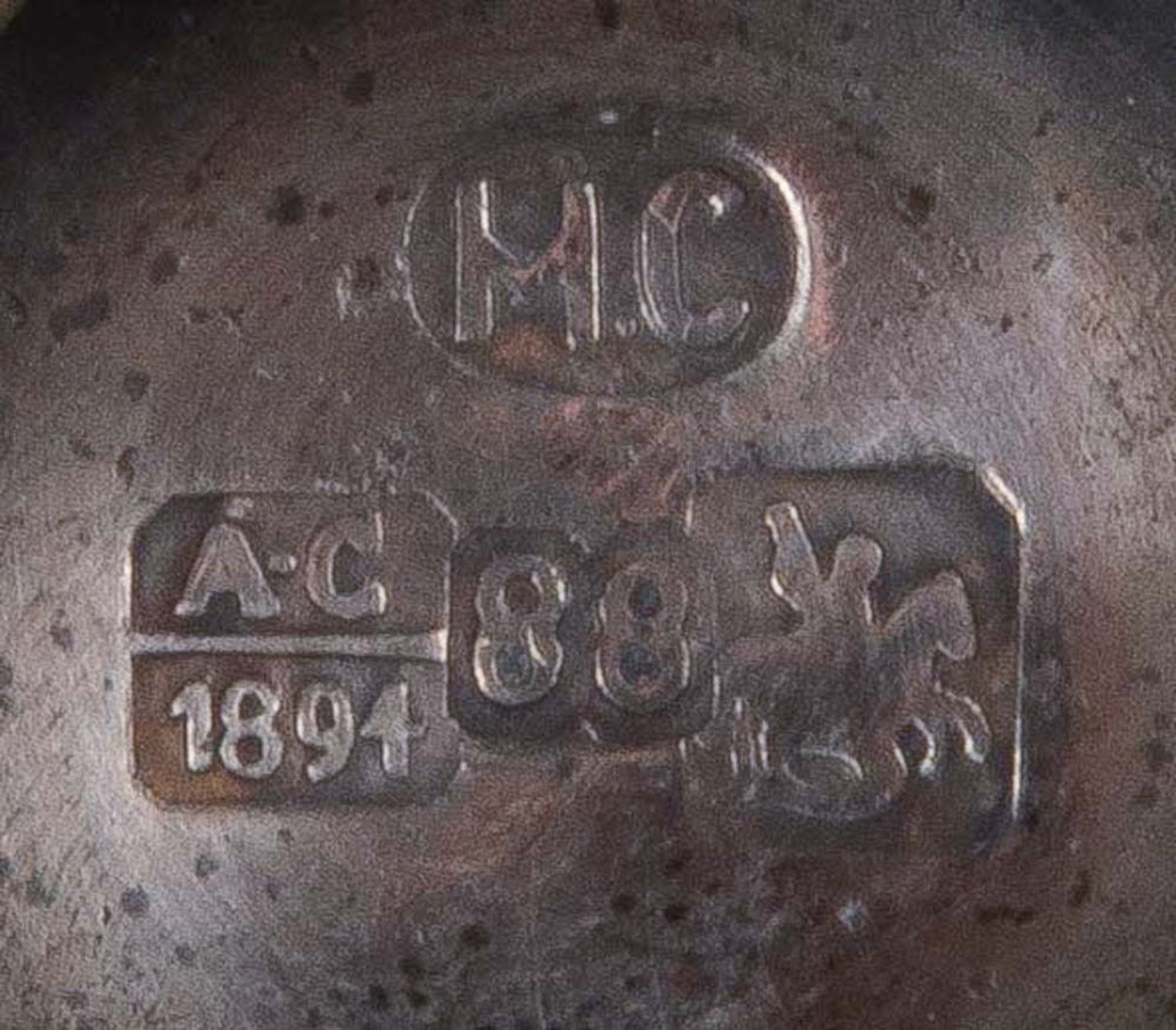 Kelch. Russland. 88er Silber, ca. 228 g, vergoldet, teilw. farbig emailliert; am Boden gepunzt, H= - Bild 2 aus 2