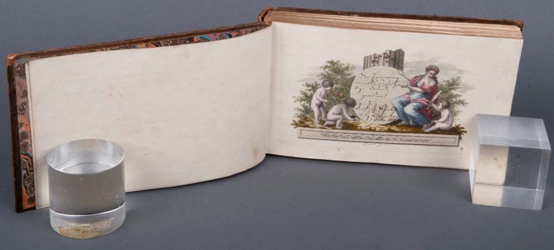 Tagebuch mit Eintragungen von 1815 bis 1833. Goldgeprägter Lederumband. - Bild 2 aus 3