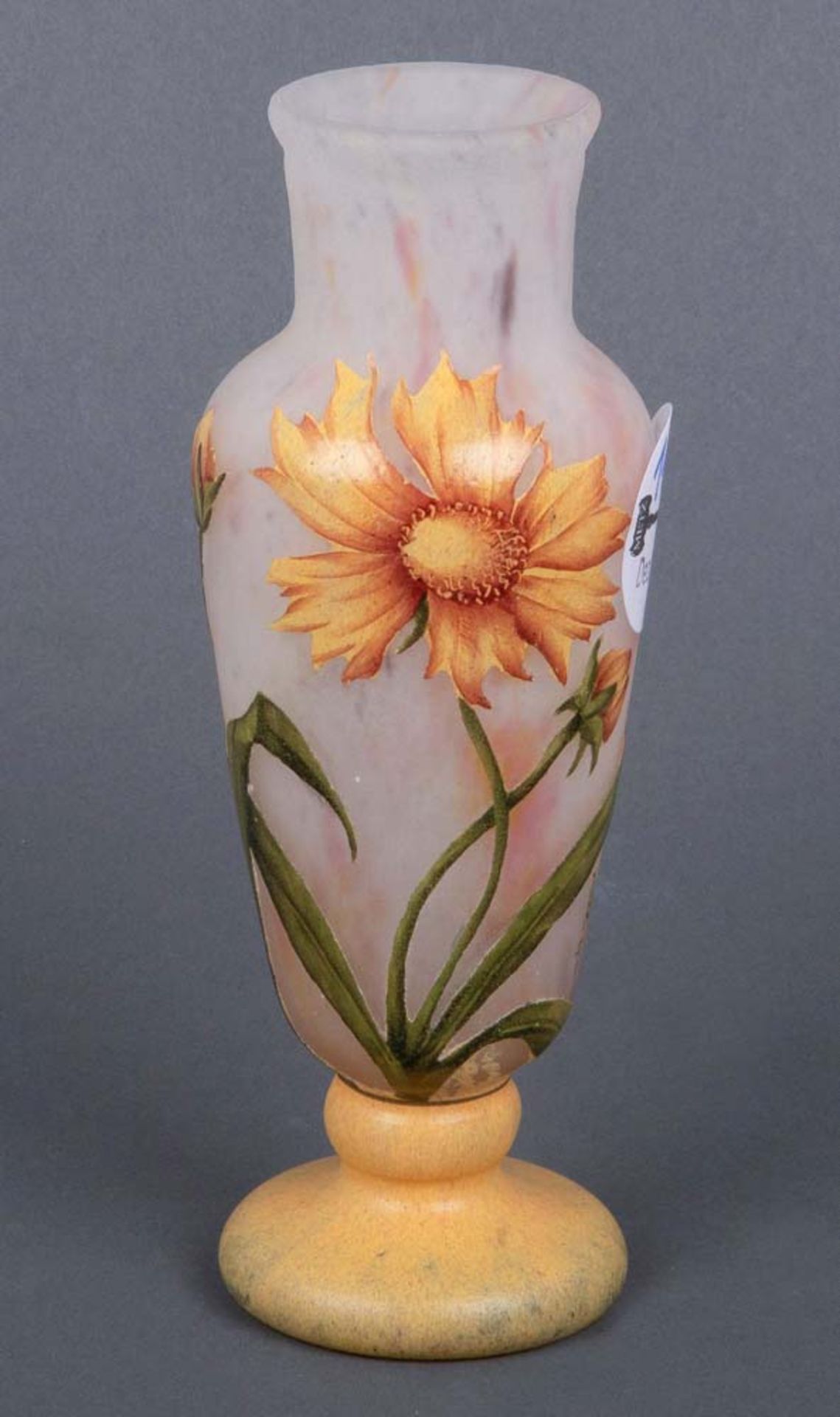 Jugendstil-Vase. Nancy, Daum Frères um 1900. Farbloses Glas, mehrfach farbig überfangen, mit