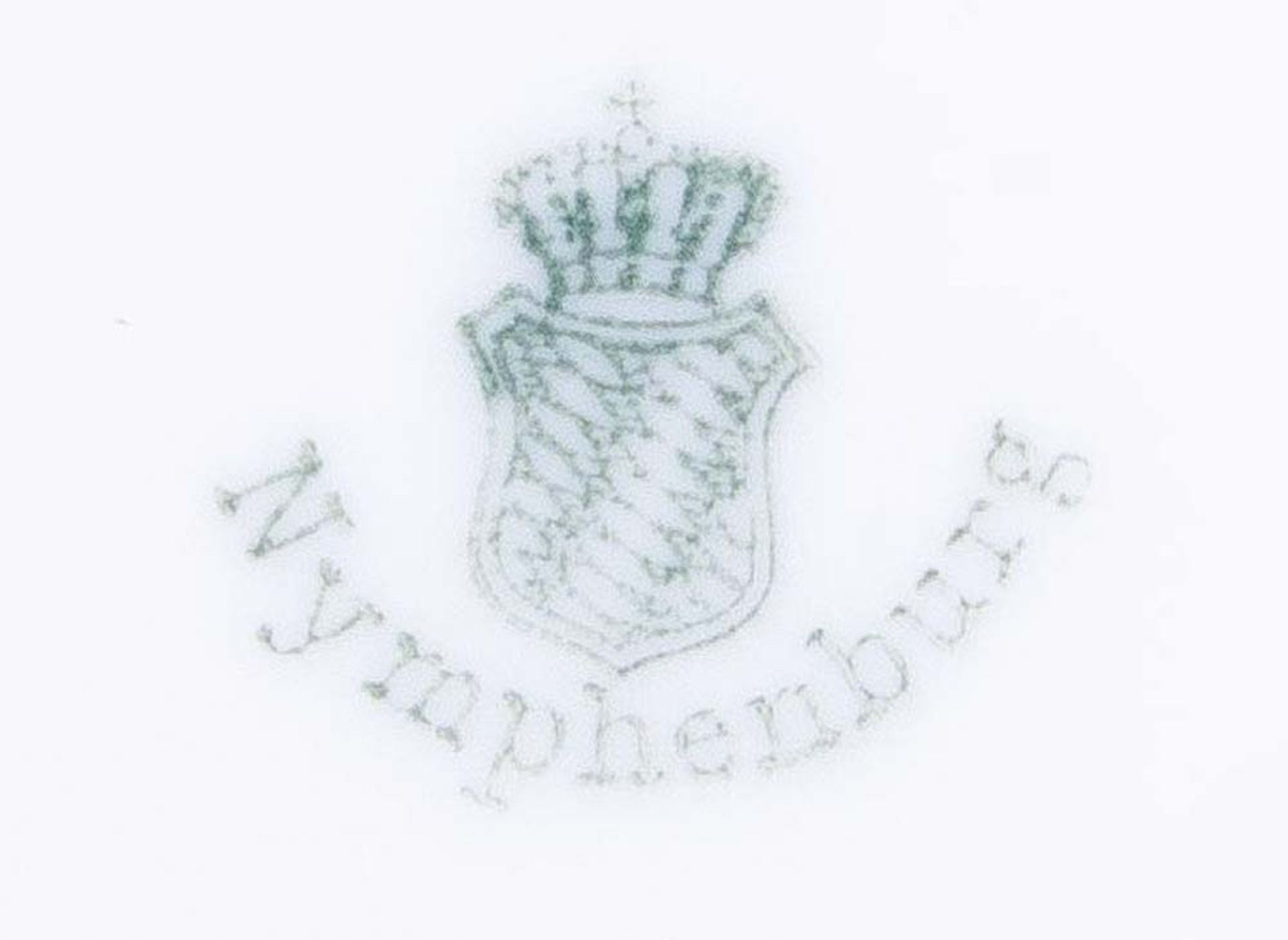 77-tlgs. Speiseservice. Nymphenburg 20. Jh. Bestehend aus: Eine Deckelterrine (H=22 cm, D=29 cm), 26 - Bild 2 aus 2