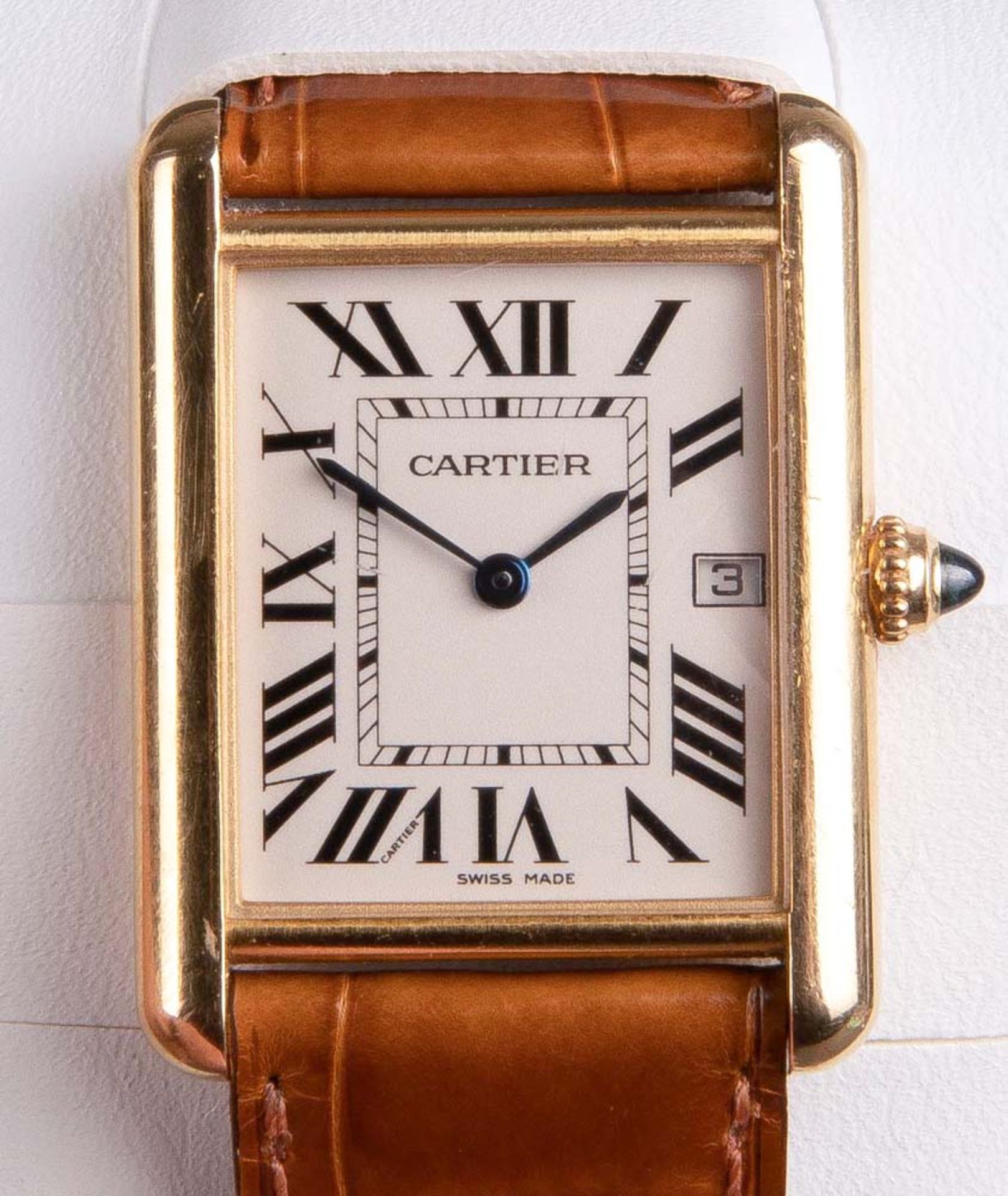 Armbanduhr, Marke „Cartier“, Nr. „100303LX“ und „2441“. 18 ct Gelbgoldgehäuse, mit Lederarmband. - Bild 2 aus 3