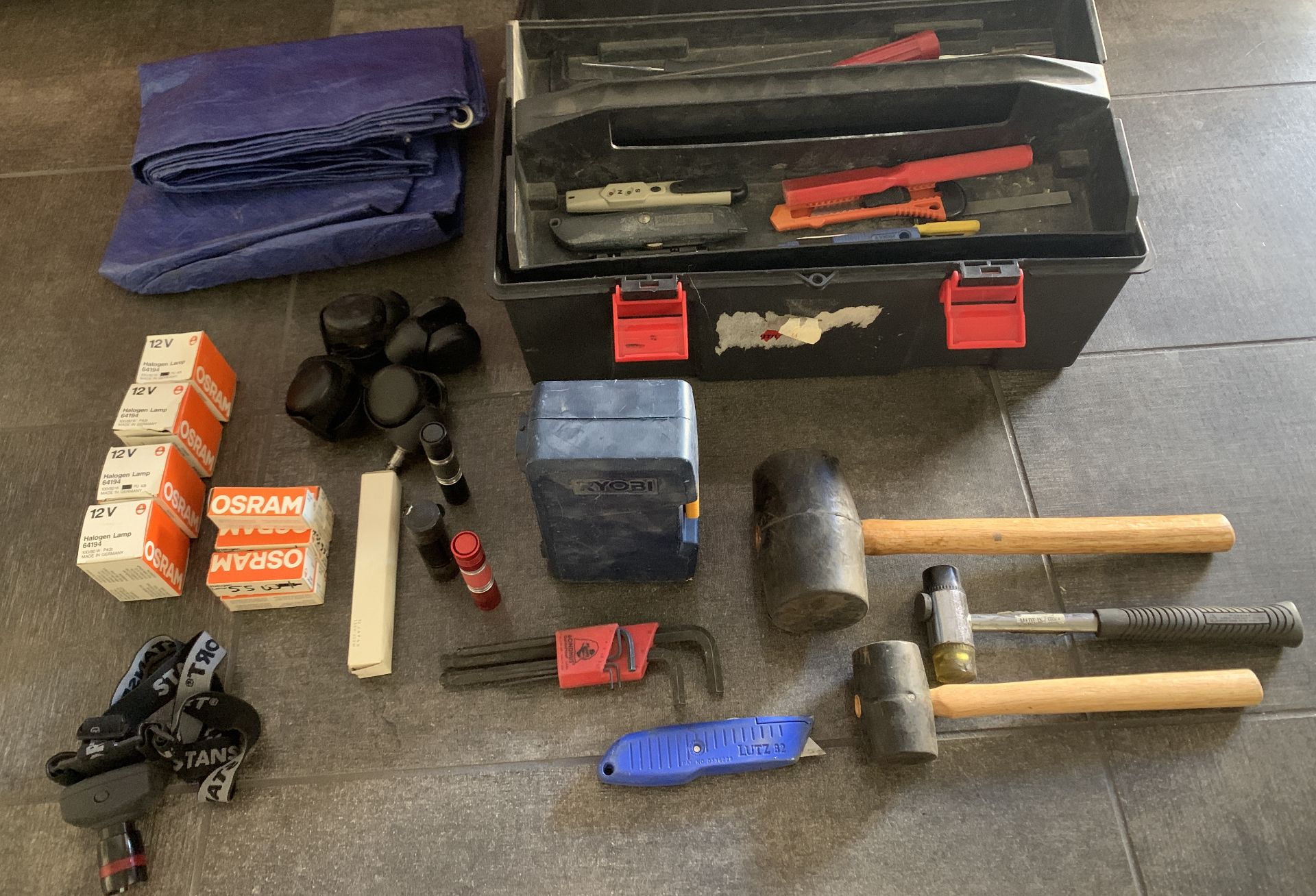 MIXED TOOLS, TOOL BOX, LIGHT BULBS AND OTHER ITEMS