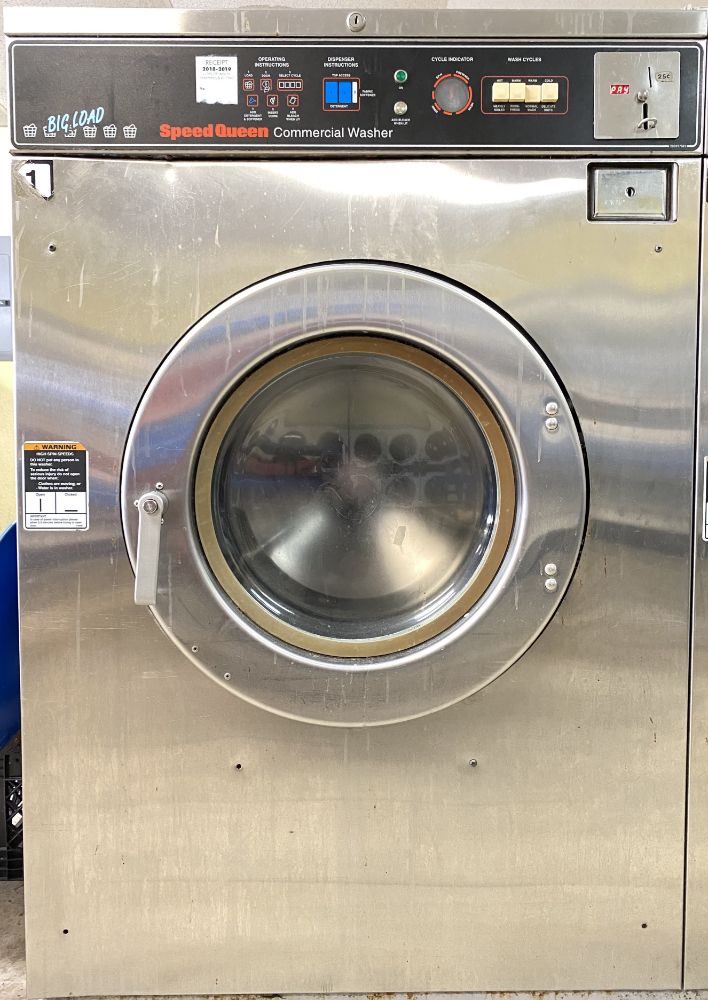 LAUNDROMAT WASHERS & DRYERS COIN COMMERCIAL LAUNDRY, MIAMI CLOSING