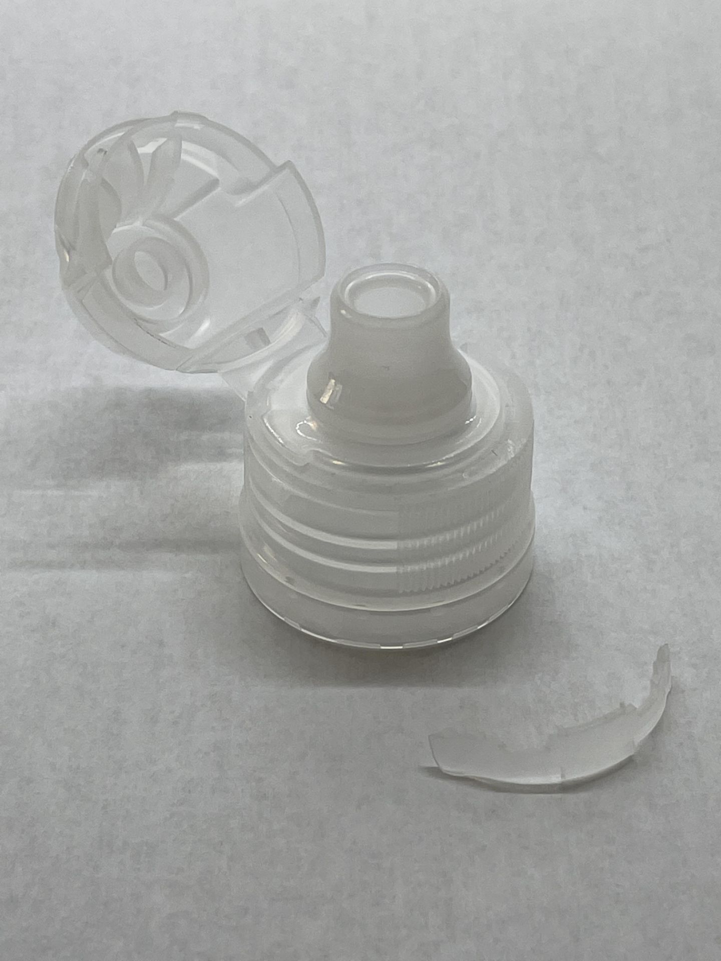 170,000 - Popular Aptar Water bottle sport cap for 16 oz bottle, 28-410 Threading