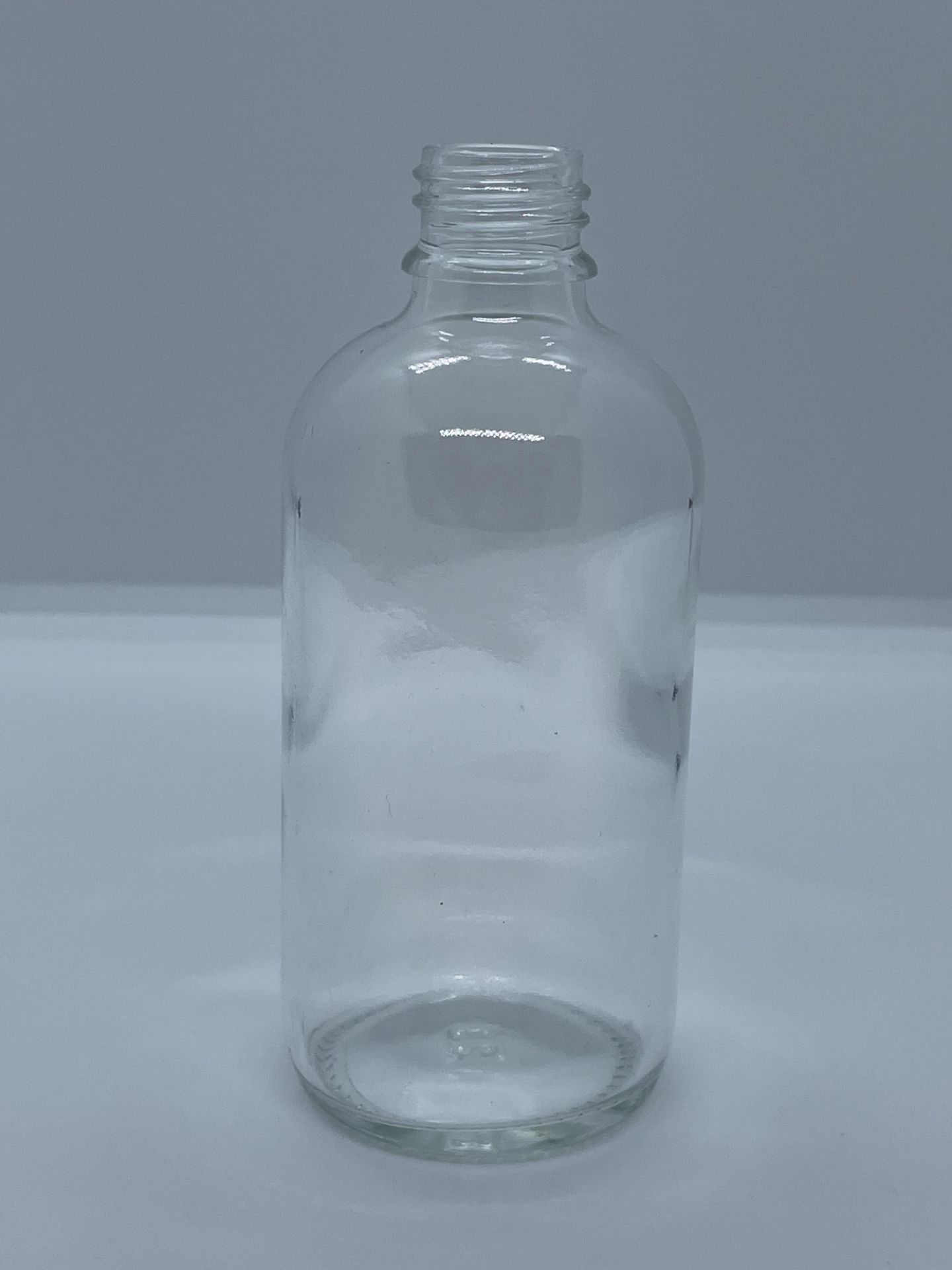 20,000 - Clear Glass 4 oz Empty Bottles, 20-410 Threading Neck, 4.5" Tall, 1 7/8" Diameter - Image 3 of 4